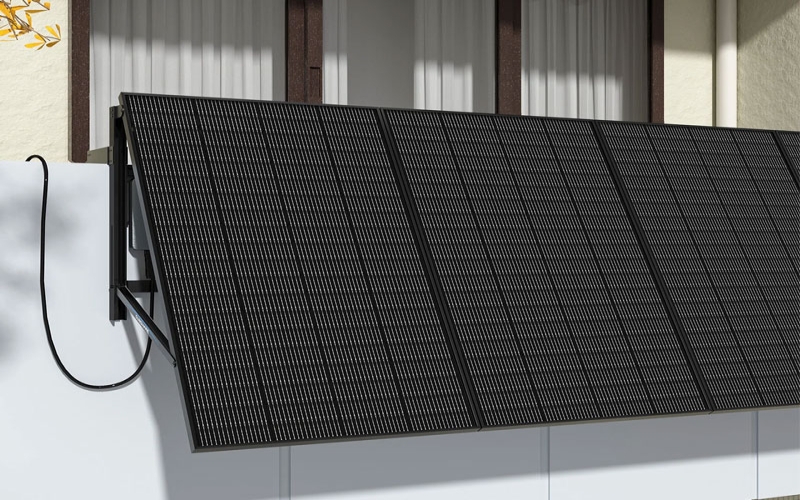 800W Balcony Solar System with Adjustable Bracket